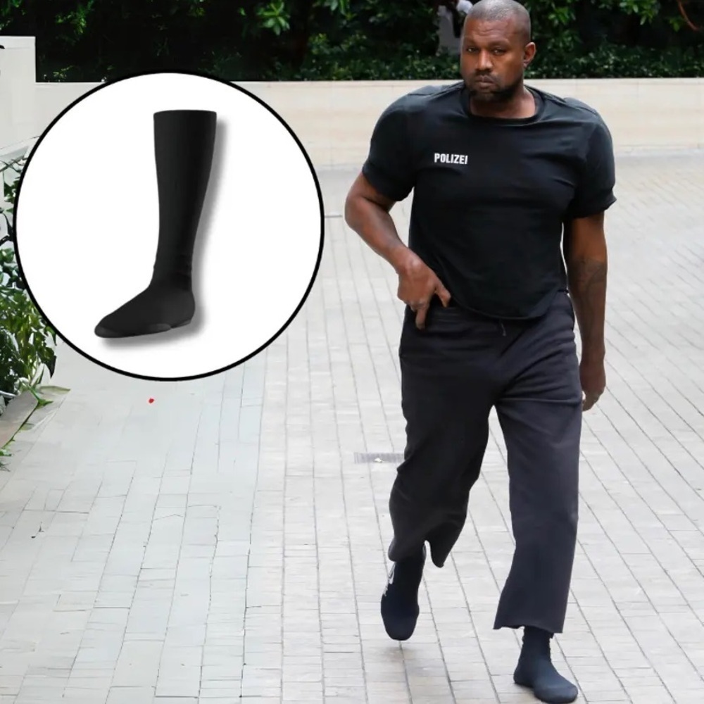 Yeezy Pods​​​